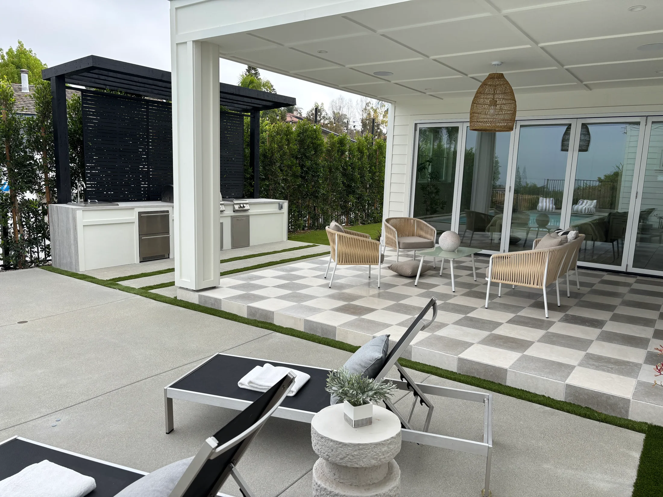 Coastal Modern Farmhouse — outdoor living detail 15